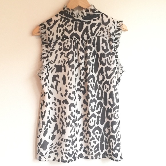 Violet & Claire leopard black and white top Sz M - Picture 2 of 8
